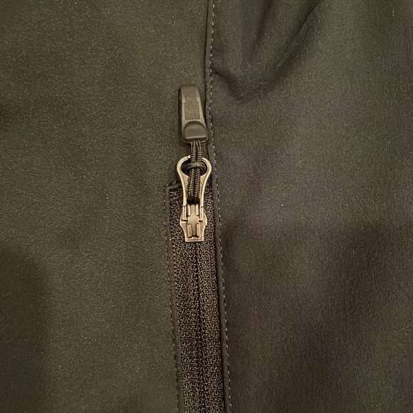 Marmot Windbreaker - Picture 7 of 7